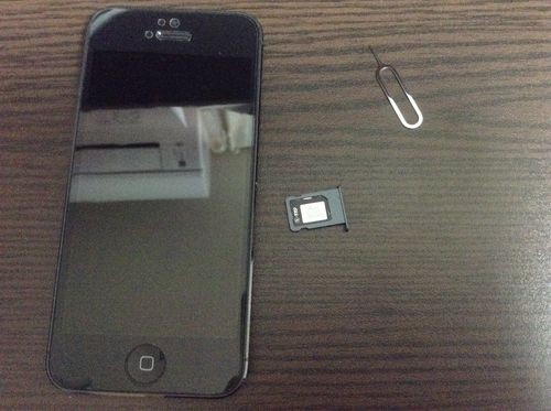 iphone-5-sim-remove-0009