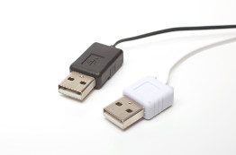USBでのiPhoneの充電イメージ