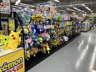 ポケモンのぬいぐるみが多数展示